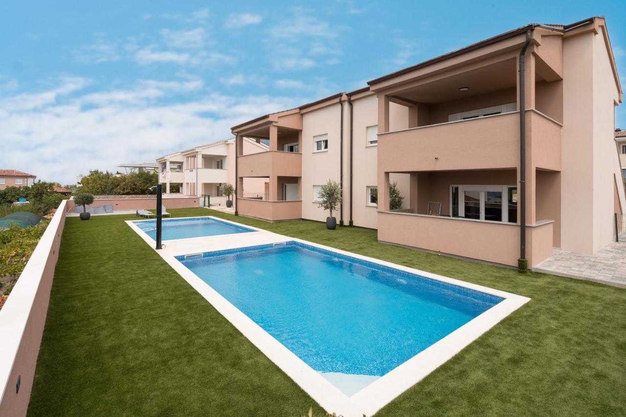 Apartmani Villa Ruby Linardici Luaran gambar