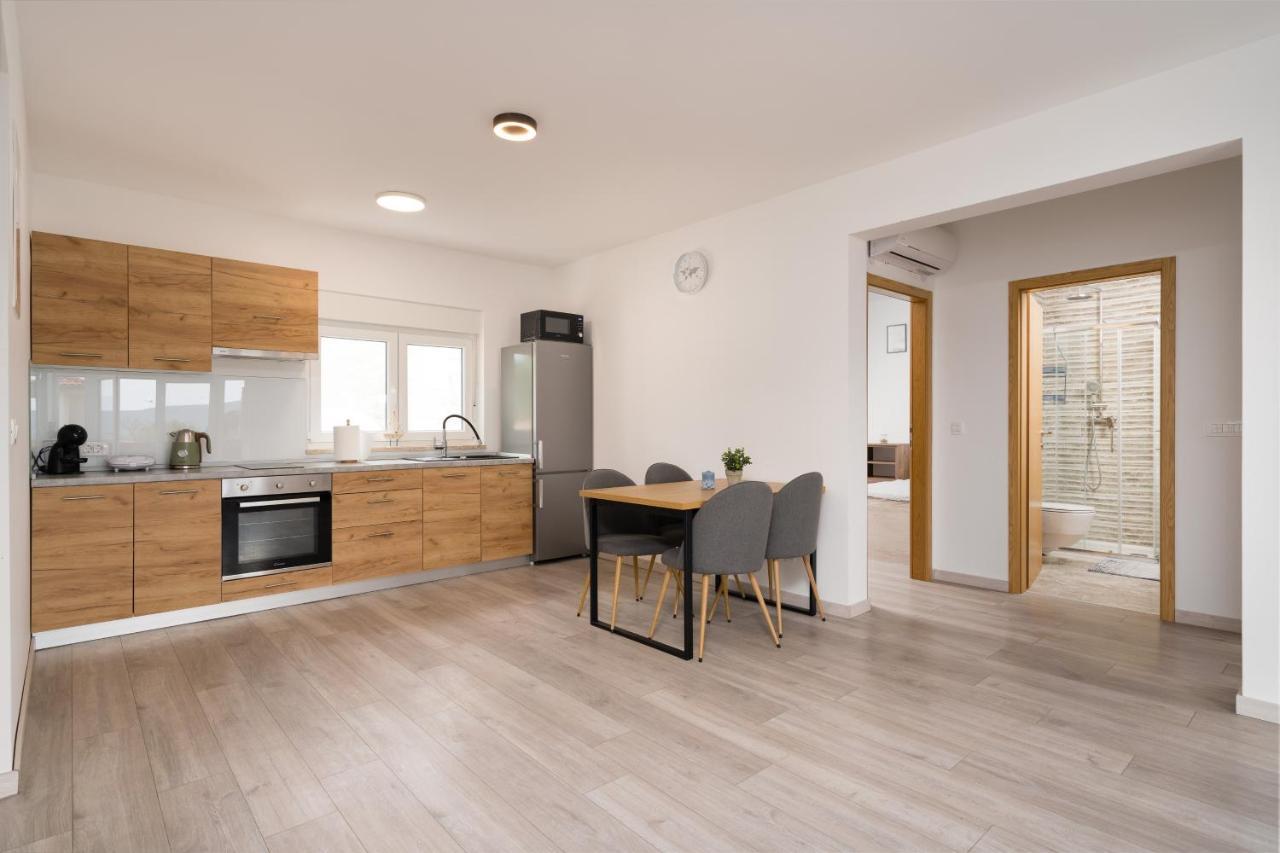 Apartmani Villa Ruby Linardici Luaran gambar